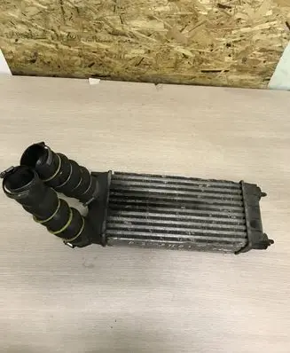 Peugeot 3008 I Intercooler radiator 9684212480