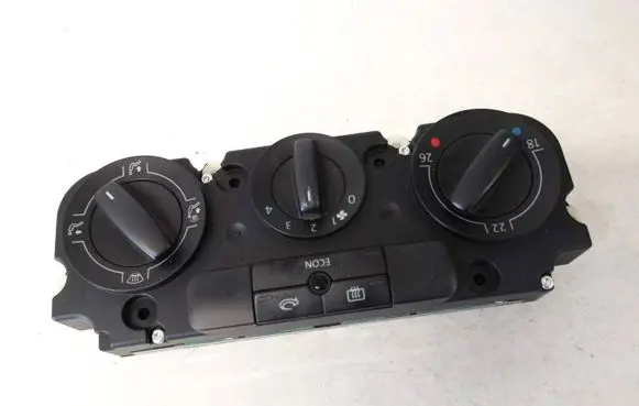 Volkswagen Golf V Climate control unit 1k0820047df 5hb008719-50