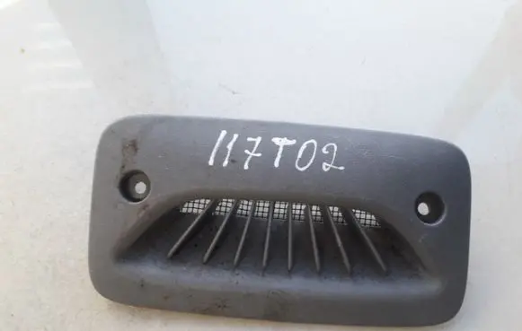 Toyota Previa (XR30, XR40) II Dash center air vent grill 8712528050 87125-28050