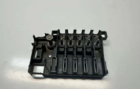 Volkswagen Amarok Fuse module 2H0937548B 19650000001 E06459000
