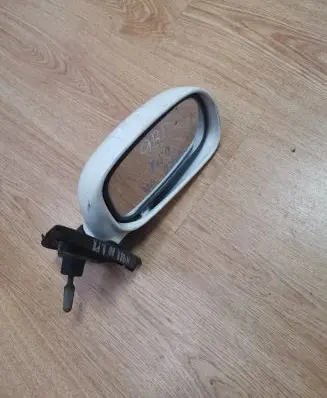 Nissan Micra Manual wing mirror 011156 021156