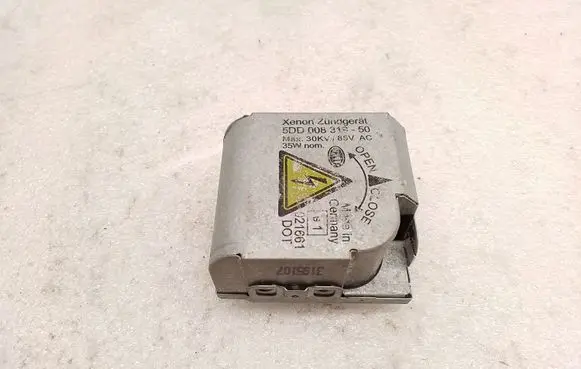 BMW X5 E53 Headlight ballast module Xenon 5DD00831950