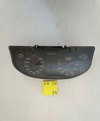 Audi A4 S4 B5 8D Speedometer (instrument cluster) 893919059AD