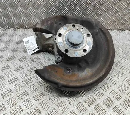 Volkswagen Sharan Rear wheel hub 3C0505434K 1T0598611B