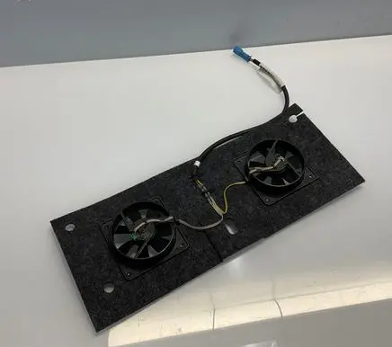 Mercedes-Benz E W211 Seat fan/blower 2118202142 A2118202142