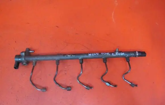 Mercedes-Benz CLK A209 C209 Fuel main line pipe A6120700095 A6110780149