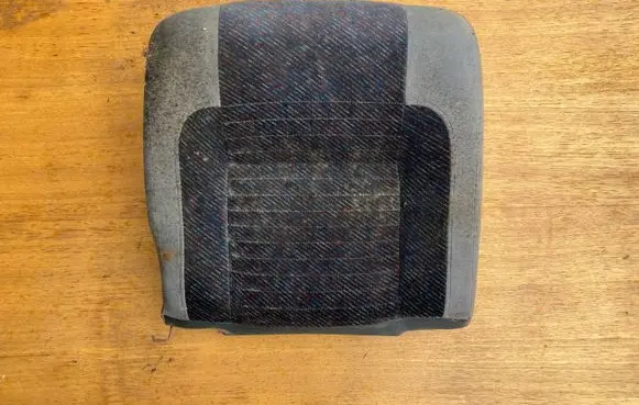 Volvo 480 Rear seat headrest 
