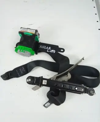 Opel Agila B Front seatbelt