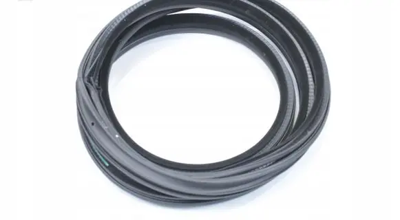 BMW 4 F36 Gran coupe Rubber seal rear door 7409191