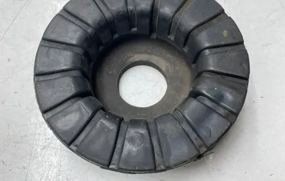 Hyundai Tucson IV NX4 Rear coil spring rubber mount 55334N9000