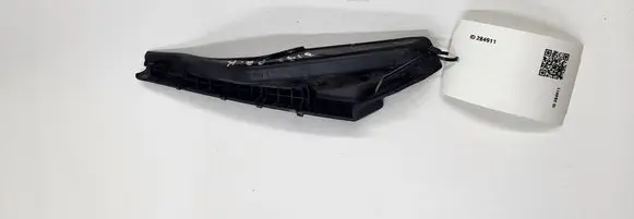 Nissan Leaf I (ZE0) Fender end trim 668953NF0A