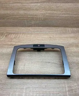 Volkswagen PASSAT B6 Radio/GPS head unit trim 3AA858069H