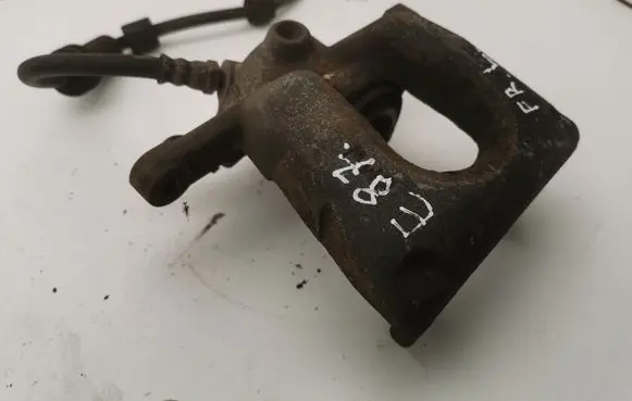BMW 1 E81 E87 Front brake caliper