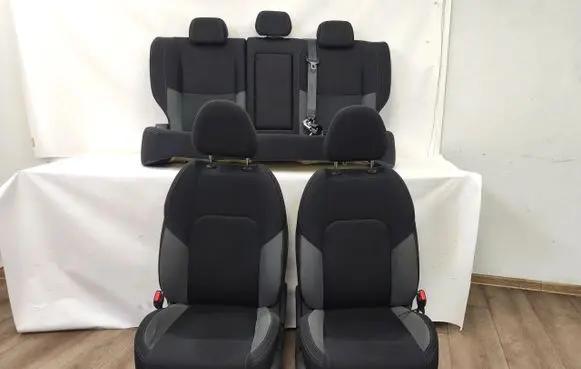 Nissan Qashqai Seat set NissanQashqaiJ11