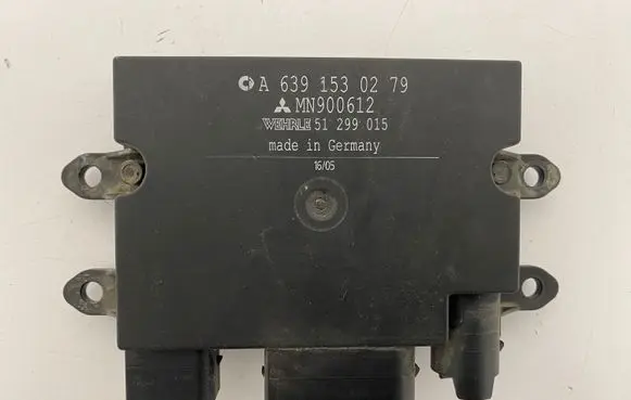 Mitsubishi Colt Glow plug pre-heat relay MN900612 A6391530279 51299015