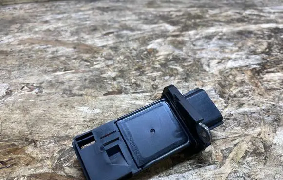 Infiniti G37 Mass air flow meter 226807S000 AFH70M38 2Y01S