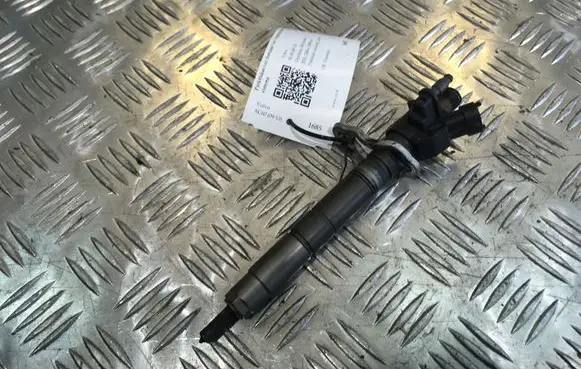 Volvo XC60 Fuel injector 31303238 0445116046