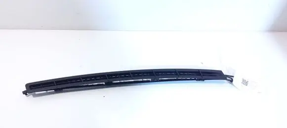 Dashboard air vent grill cover trim