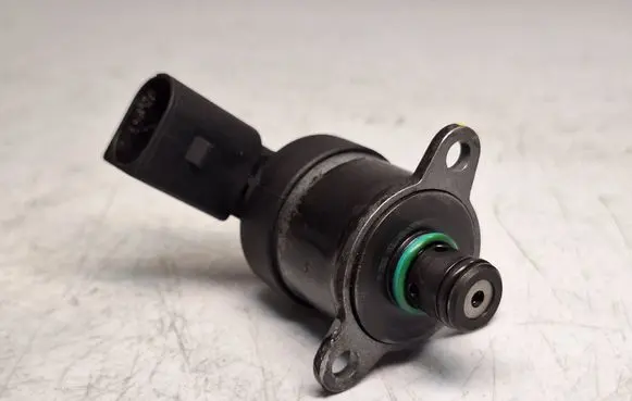 BMW 3 E46 Fuel pressure sensor 0928400537 13517787186