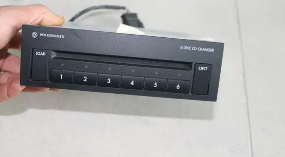 Volkswagen Touran I CD/DVD changer 3C0035110A 1DINCDC