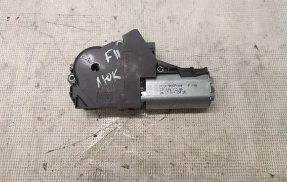 BMW 5 F10 F11 Vent window/glass motor 67619127381