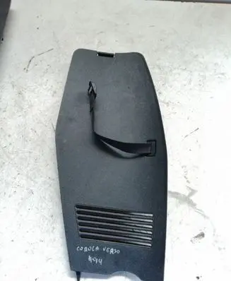 Toyota Corolla Verso AR10 Other trunk/boot trim element 647450F011