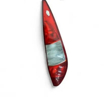 Ford Mondeo MK II Rear/tail lights 1S7113404C