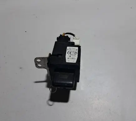 Toyota Corolla Verso AR10 Ignition lock 626399-000