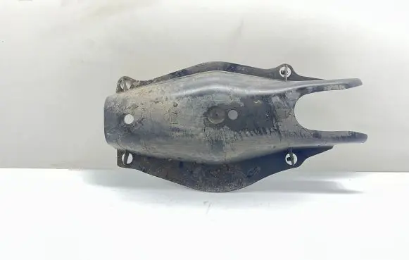 Rear underbody cover/under tray