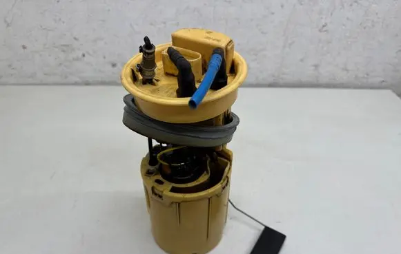Volkswagen Touran I In-tank fuel pump 1T0919050A