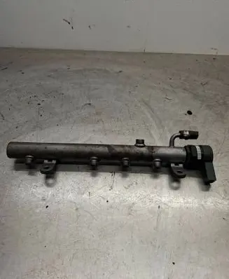Fuel main line pipe