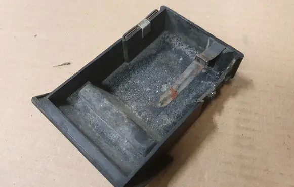Volkswagen PASSAT Car ashtray 823857309