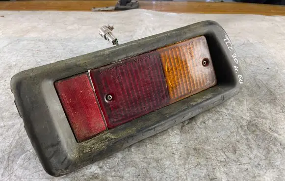 Toyota Land Cruiser (HDJ90) Rear bumper light 