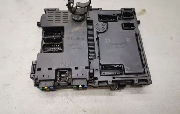 Peugeot 206 Comfort/convenience module 9626460880