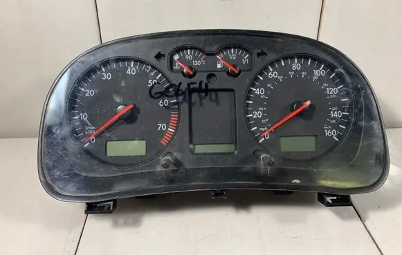 Volkswagen Golf IV Speedometer (instrument cluster) 1J0920905C