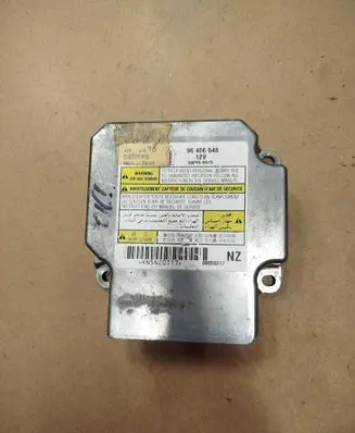 Suzuki Forenza Airbag control unit/module 96406548 06050217 5WY66015