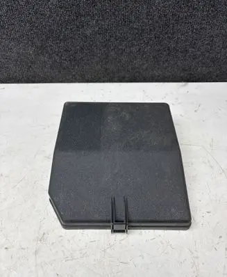 Mitsubishi Outlander Fuse box cover 3605NA