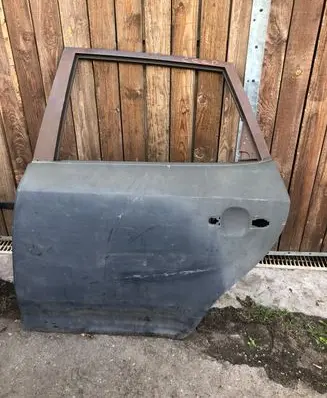 KIA Ceed Rear door