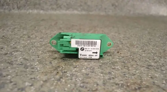 BMW 5 E39 Airbag deployment crash/impact sensor 65776910678