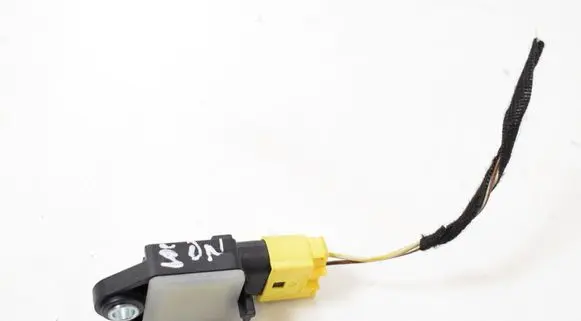 Mercedes-Benz A W169 Airbag deployment crash/impact sensor A1698210451
