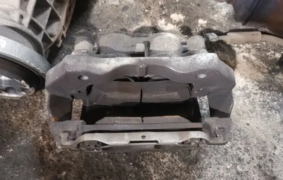 Dodge Durango Front brake caliper