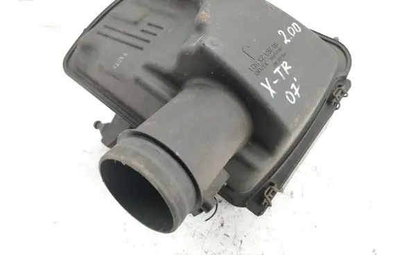 Nissan X-Trail T30 Air filter box 1026323S01