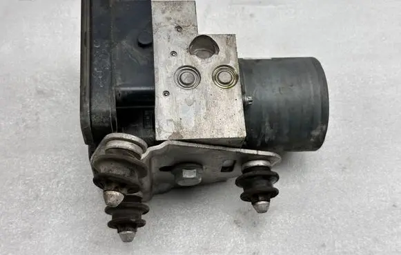 Audi A6 S6 C7 4G ABS Pump 4G0907379 4G0907379S