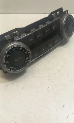 Mercedes-Benz C W204 Climate control unit A2049009104 2049009104