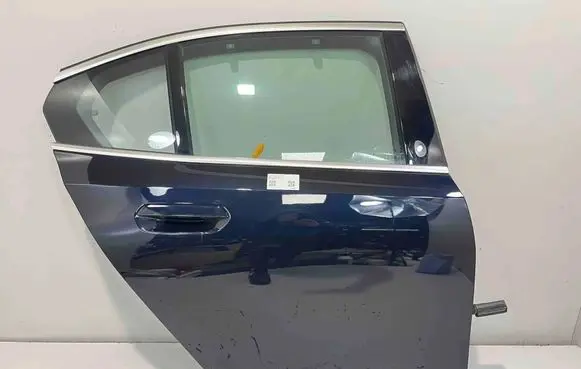 BMW 5 G60 G61 Rear door 5A32EA8 5A160C2