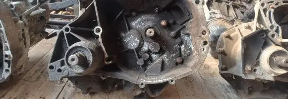 Renault Clio II Manual 7 speed gearbox Jb1963