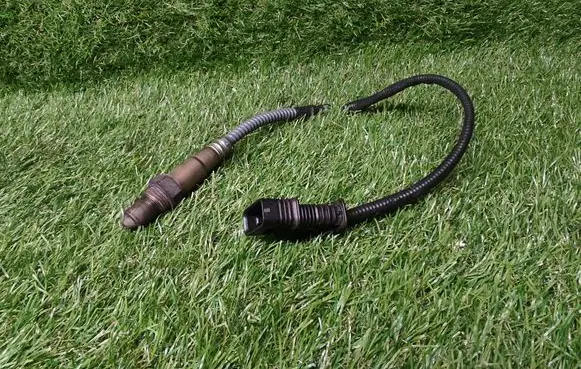 BMW 5 F10 F11 Lambda probe sensor 7596908 759690801 0258027015