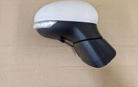 Fiat 500X Front door electric wing mirror
