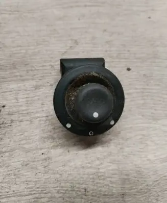 Renault Scenic I Wing mirror switch 7700847433