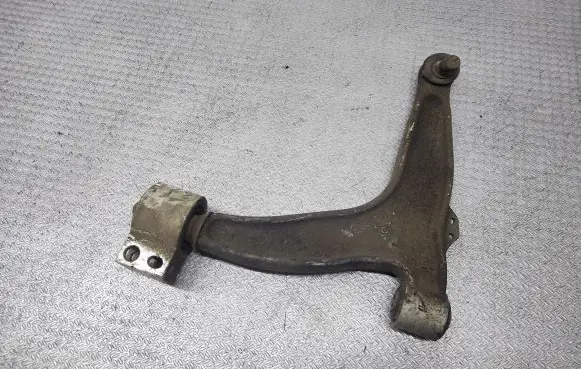 Opel Signum Front lower control arm/wishbone